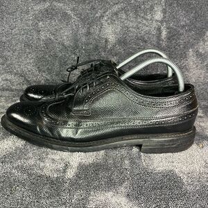 Stuart McGuire Vintage Wingtips Lace Up Black Shoes 9